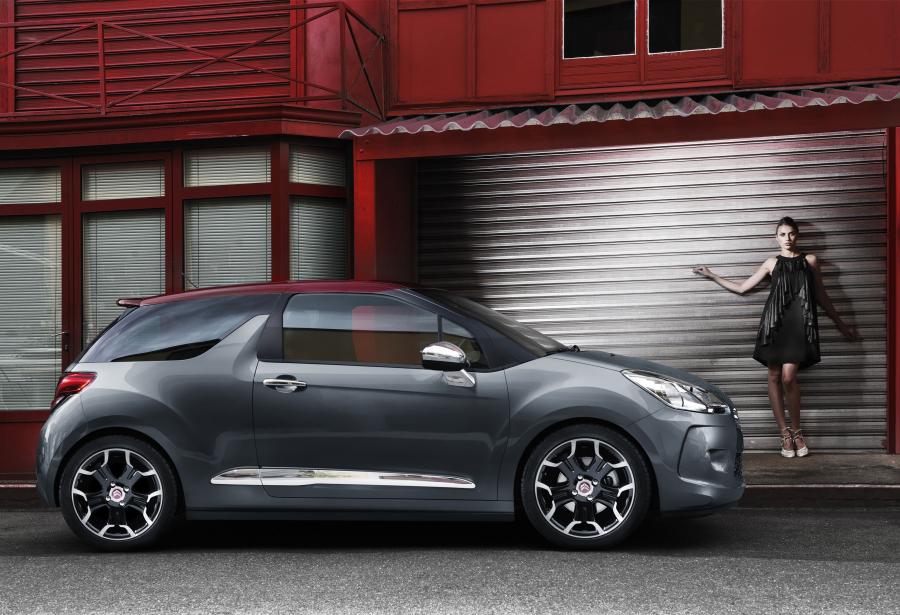  Citroen DS3 2009 года  (фото 36 из 72)
